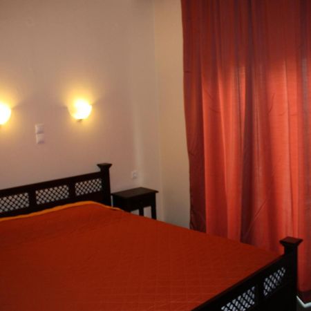 Dionyssos Hotel Liménasz Kültér fotó