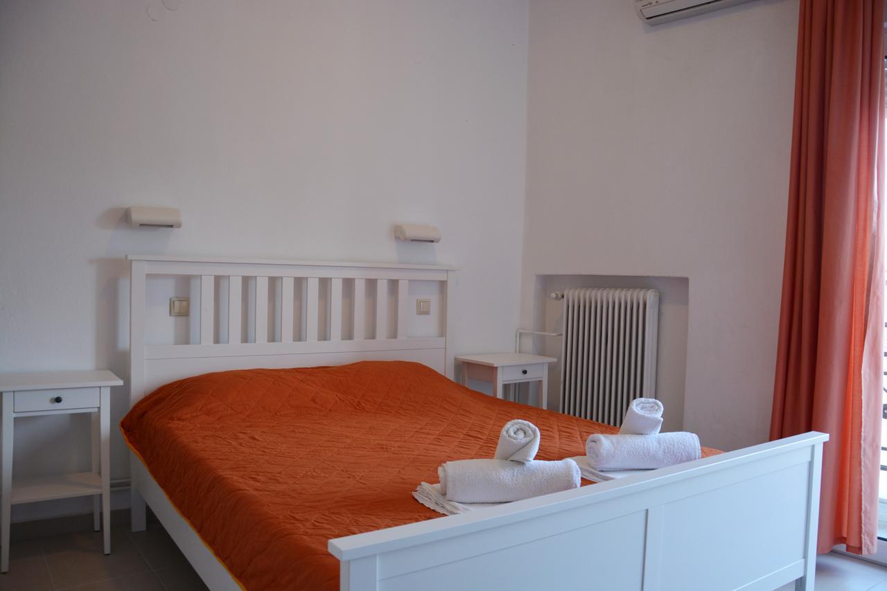 Dionyssos Hotel Liménasz Kültér fotó